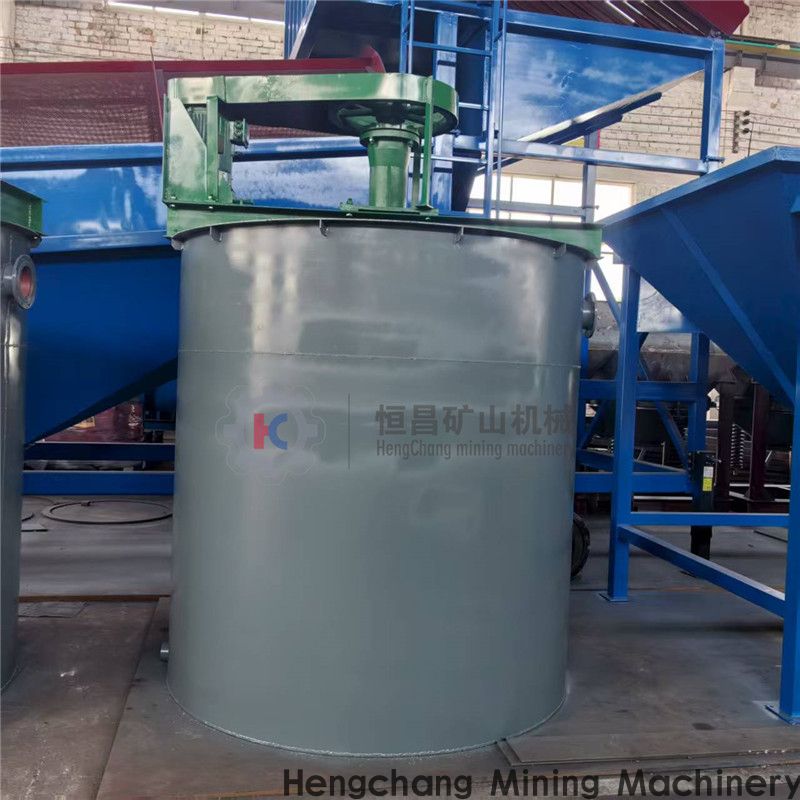 Double impeller leaching tank
